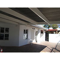 Tolbos Backpackers image